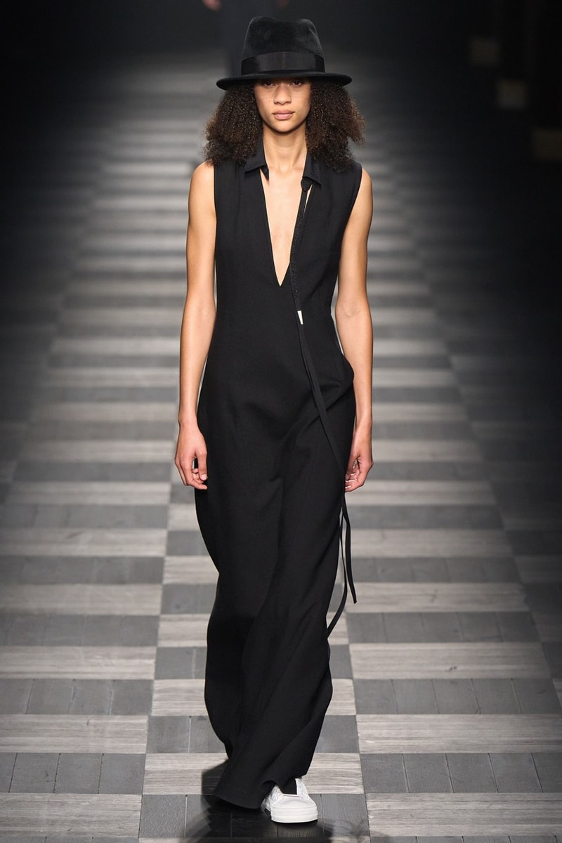 Ann Demeulemeester 正式發佈 2022 秋冬系列秀場