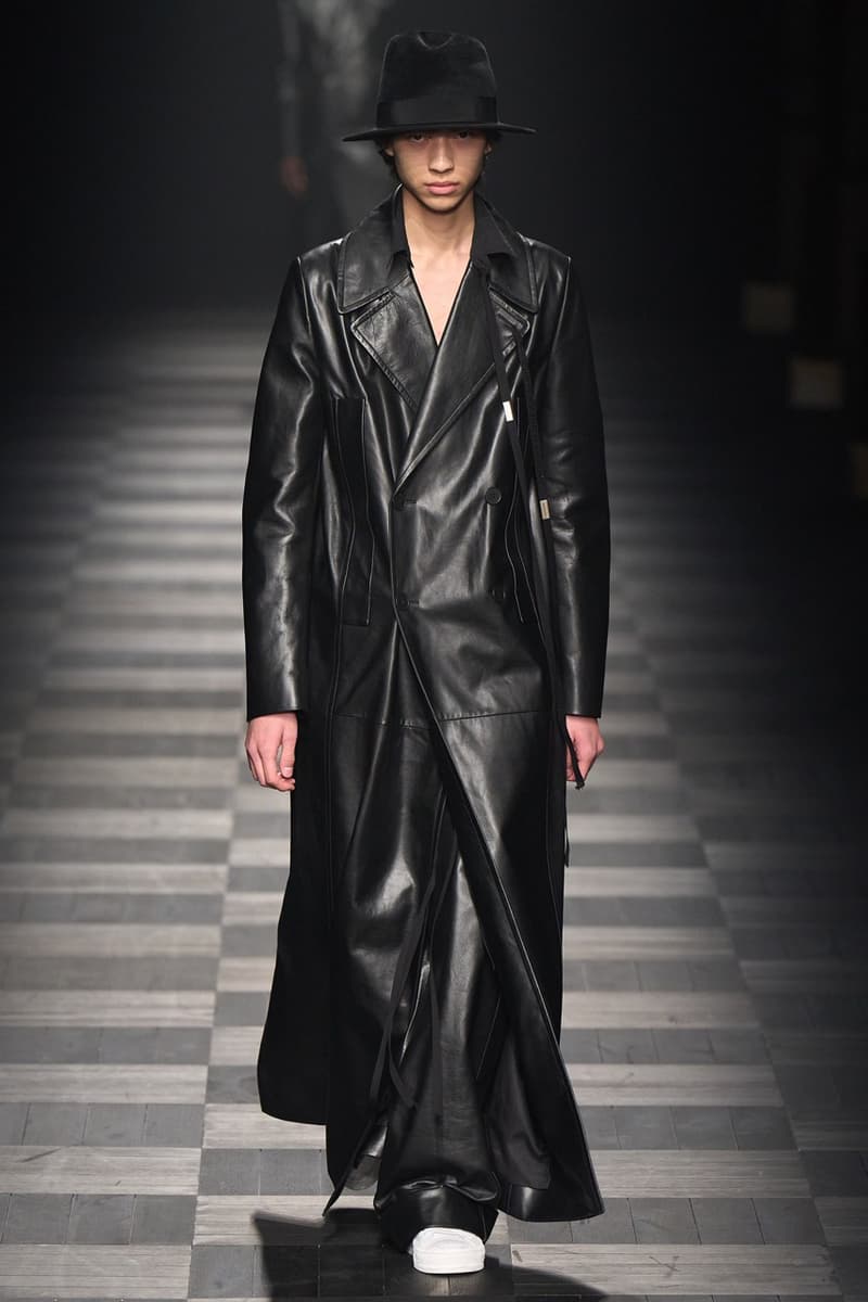 Ann Demeulemeester 正式發佈 2022 秋冬系列秀場