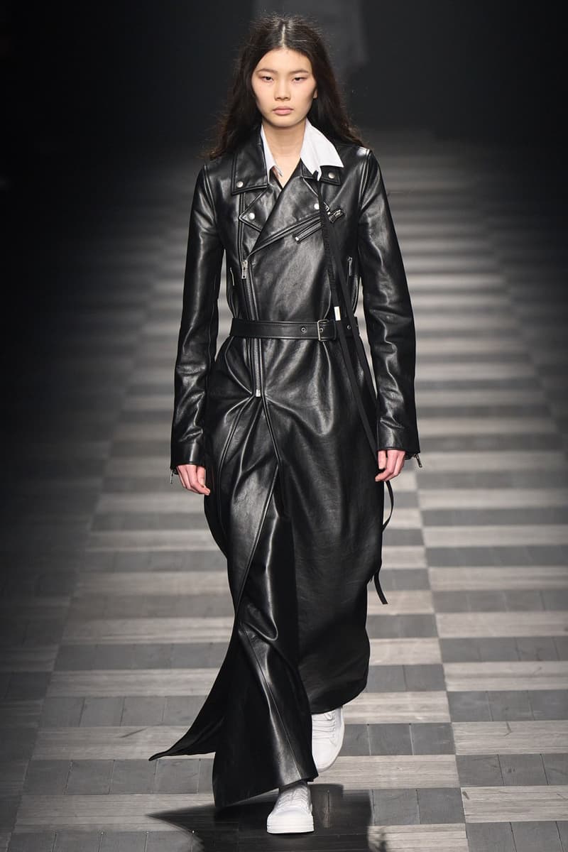 Ann Demeulemeester 正式發佈 2022 秋冬系列秀場
