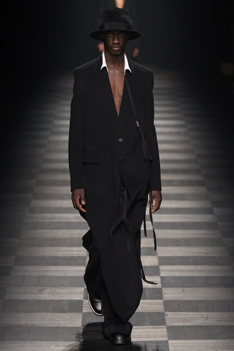 Ann Demeulemeester 正式發佈 2022 秋冬系列秀場