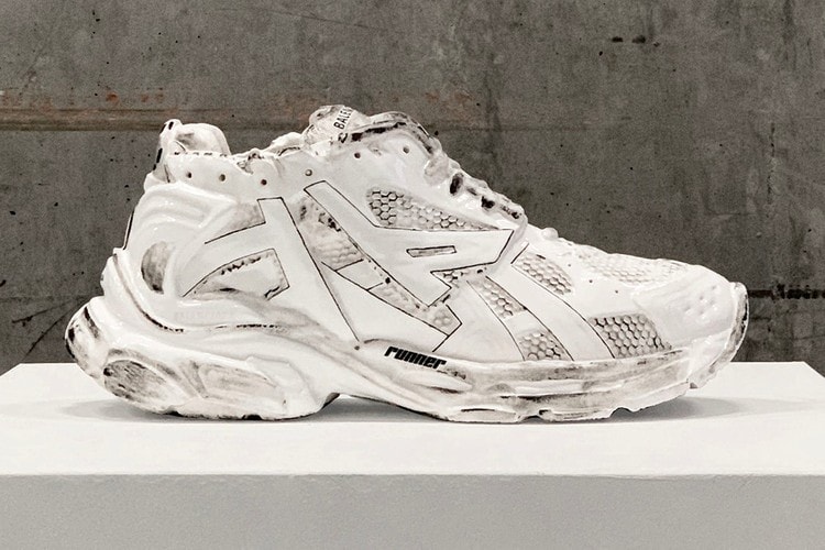 Balenciaga 推出價值 $7,290 美元的 Runner 運動鞋手工雕塑