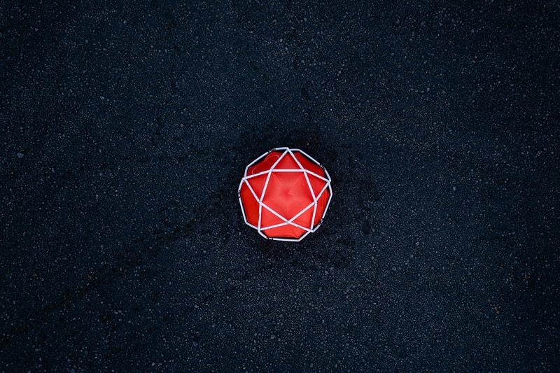 HEIMPLANET 攜手 66°North 打造聯乘帳篷 Cave XL 4-Season Tent