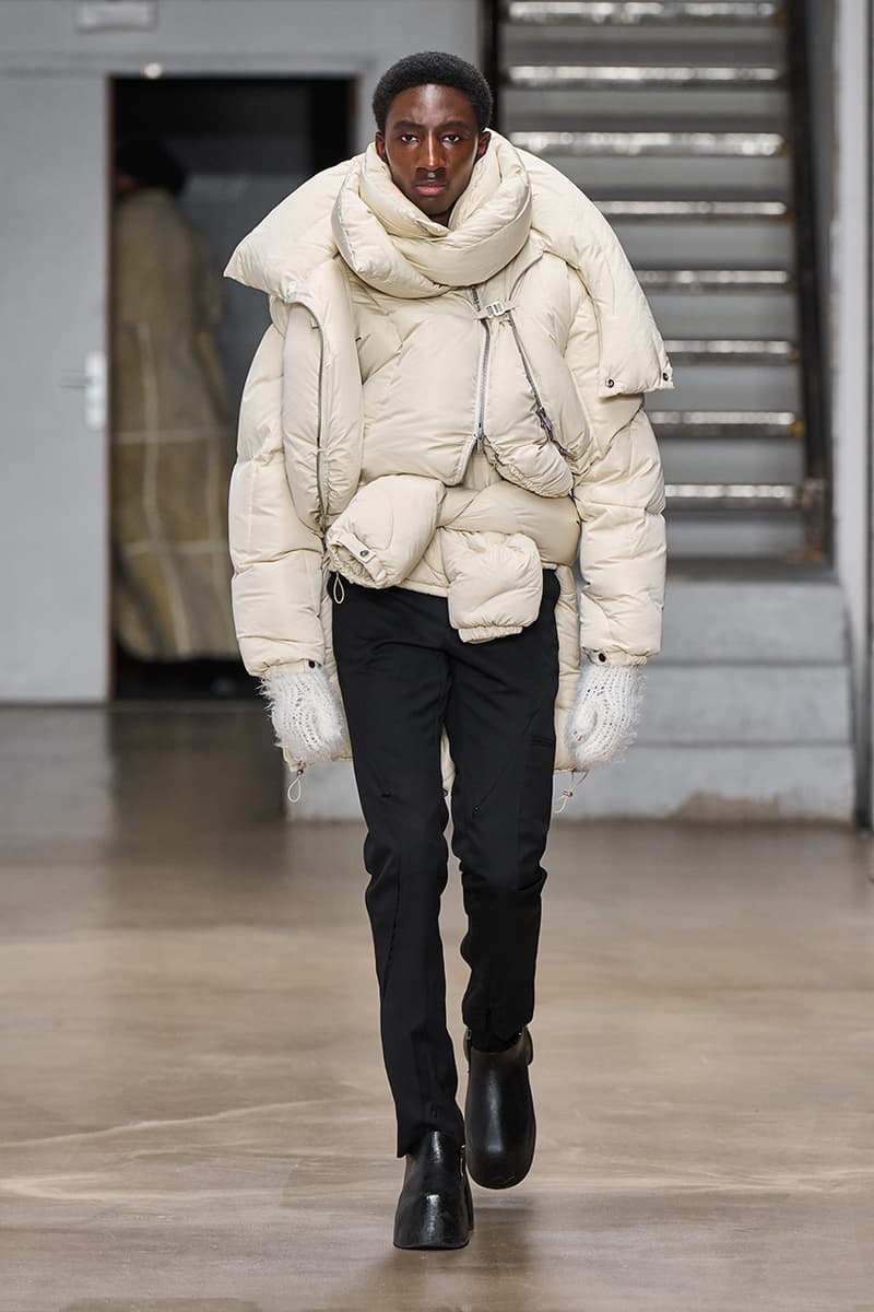 HELIOT EMIL 2022 秋冬系列「Solitary Uniform」正式發佈