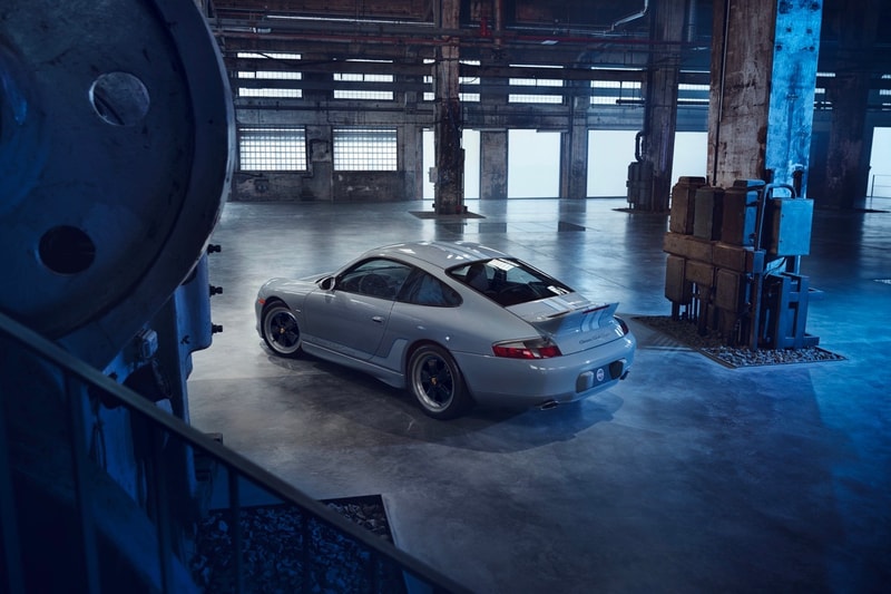 Porsche 展示獨一無二原廠定製車型 911 Classic Club Coupe