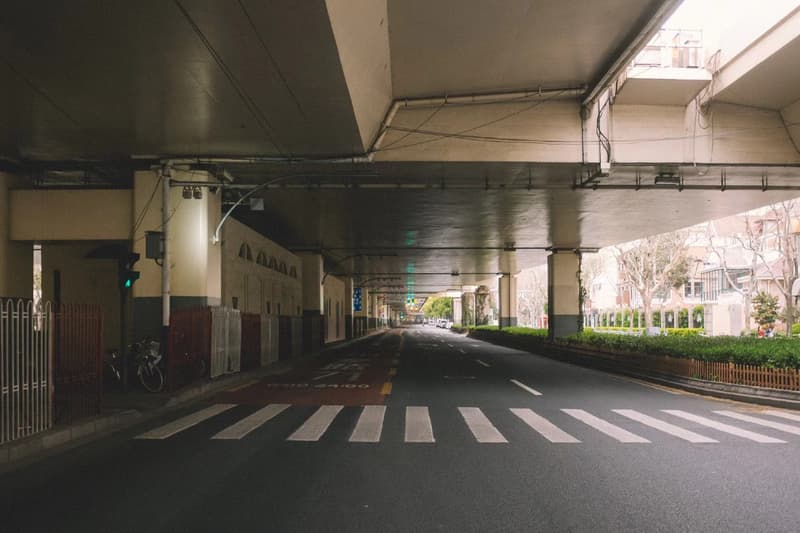 10 位上海创意人分享「窗外」照片及居家自我增值建议