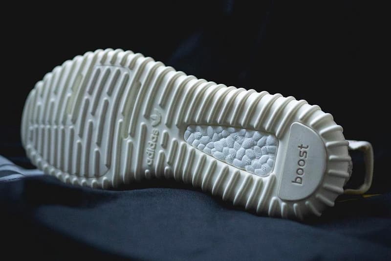 率先近賞 adidas YEEZY BOOST 350 元祖配色「Turtle Dove」2022 復刻版本