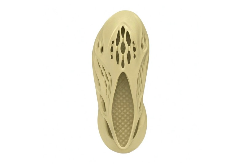 adidas YEEZY Foam Runner 最新配色「Sulfur」發售情報公開