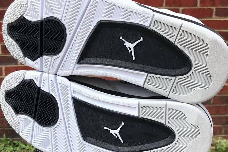 Air Jordan 4 最新配色「Military Black」曝光