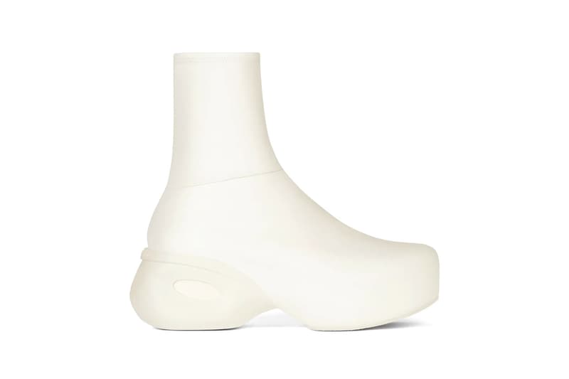 Givenchy 释出 2022 春夏 G Clog 系列靴款