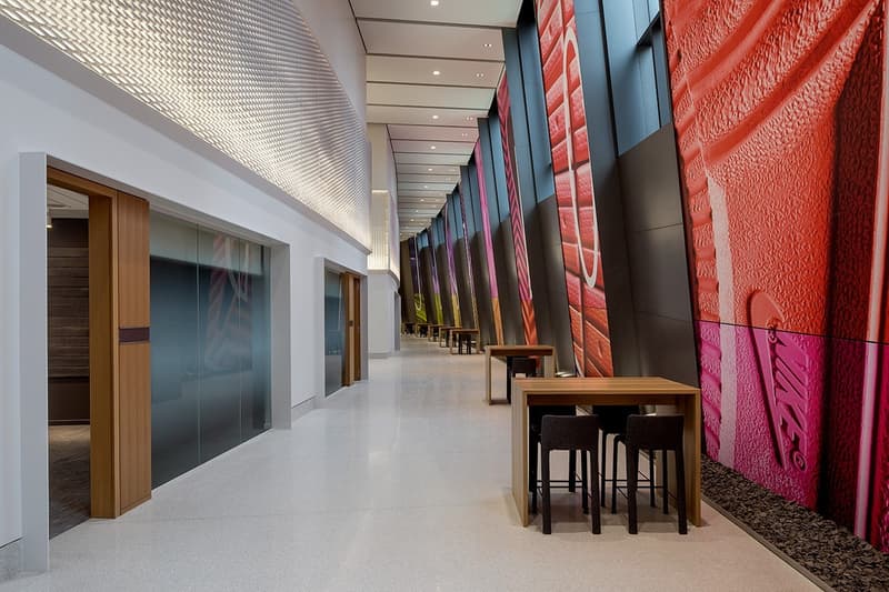 率先走進 Nike 全球總部最新大樓「Serena Williams Building」