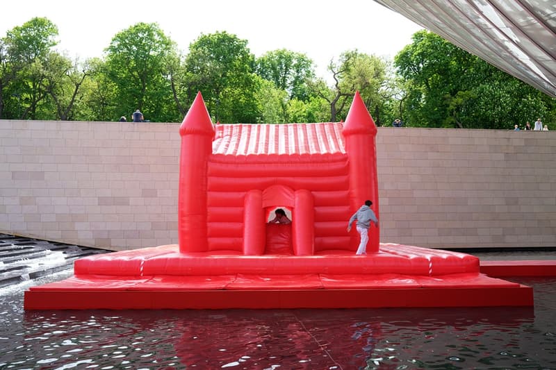 LOUIS VUITTON 基金会推出 Virgil Abloh 纪念展览 「Coming of Age」