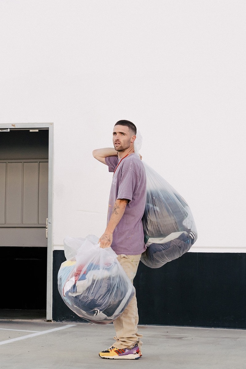 Sean Wotherspoon 携手 adidas 于 Coachella 赠送复古重制夹克