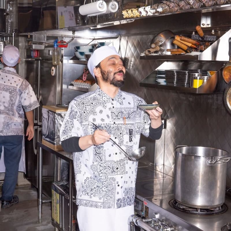 MIYAGIHIDETAKA 為原宿知名烏龙麵餐館「麵散」打造制服