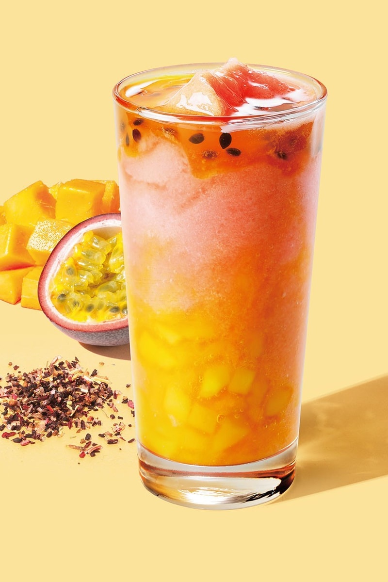 Starbucks 人氣夏日飲品「熱帶芒果百香果茶」系列回歸登場