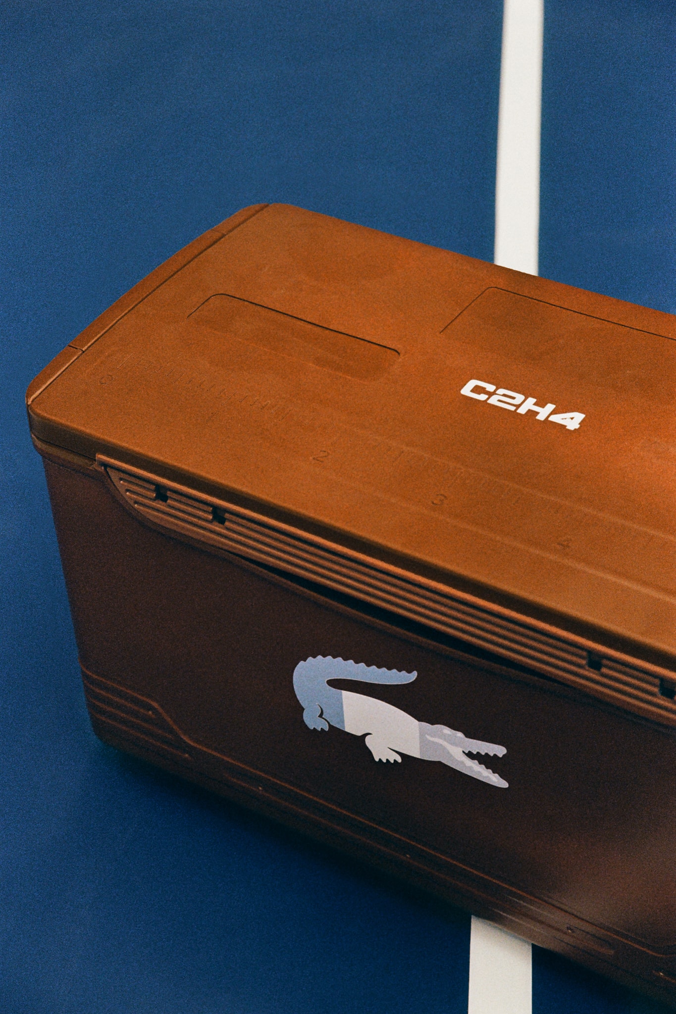 未来世界里的复古「鳄鱼」,LACOSTE x C2H4® 联名企划幕后记录 | Manual Exposure