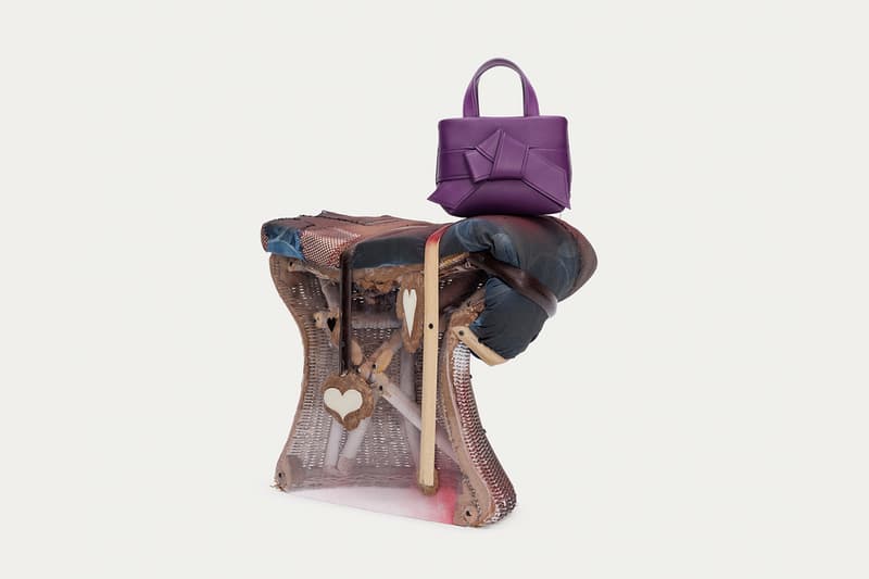 Acne Studios 全新 2022 秋冬系列 Musubi 包袋登场