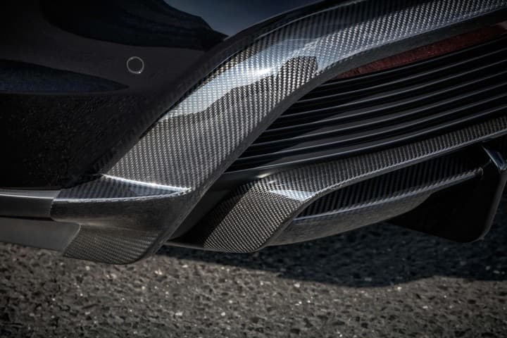 Brabus 打造 Porsche Taycan Turbo S 全新碳纤维定制改装车型