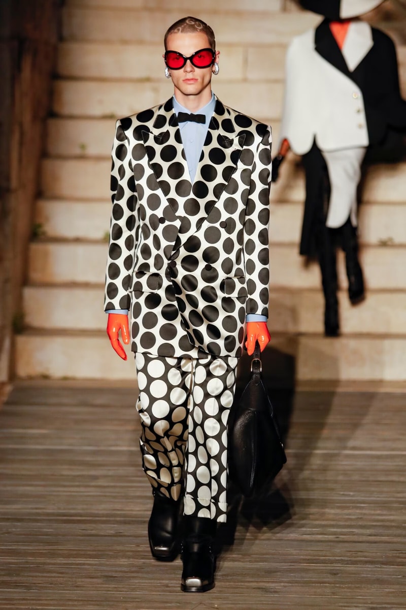 Gucci 全新時尚大秀「COSMOGONIE」正式登場