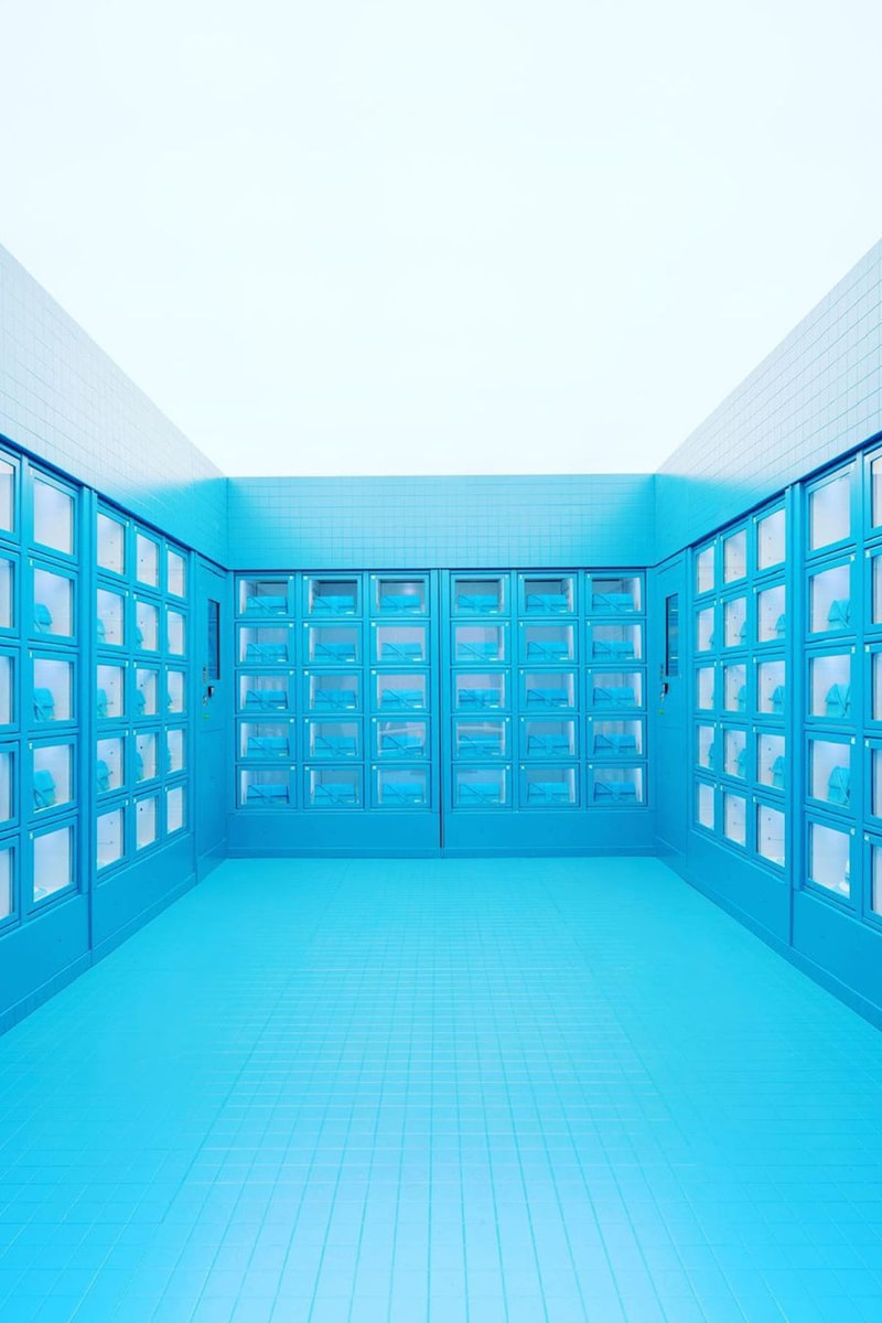 率先走進 Jacquemus x Selfridges 倫敦期間限定店「Le Bleu」