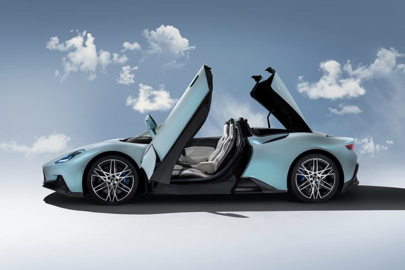 Mmaserati 正式推出 MC20 Cielo 敞篷跑车 