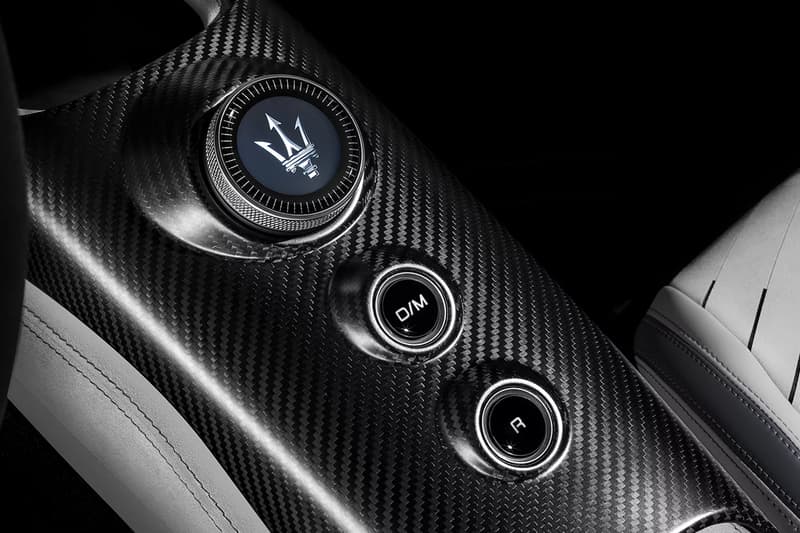 Mmaserati 正式推出 MC20 Cielo 敞篷跑车 