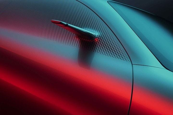 Mercedes-AMG 正式发表全新电能跑车 Vision AMG