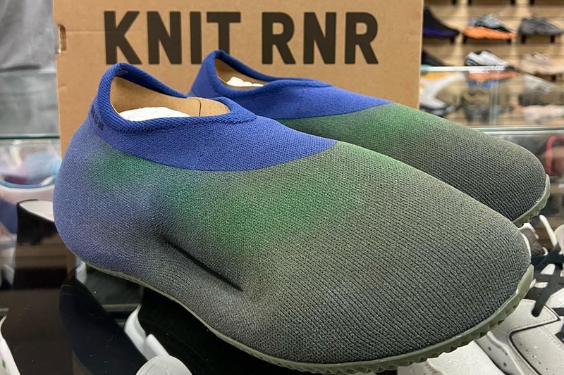 adidas YZY KNIT RNR 最新配色「Faded Azure」率先曝光