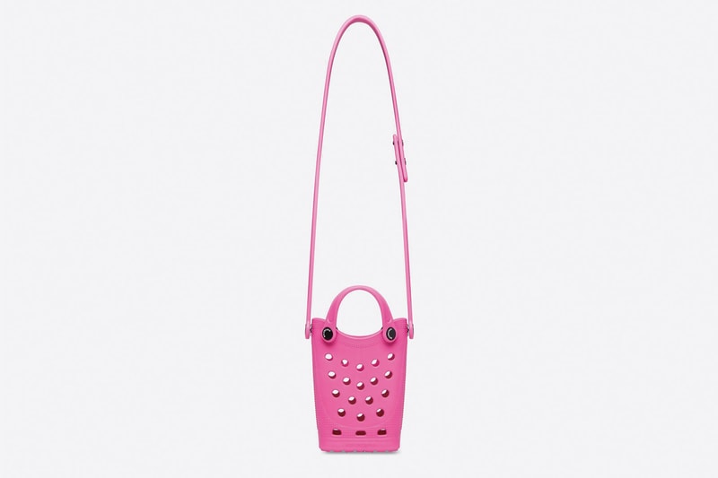 Balenciaga x Crocs 最新聯乘 Tote Bag、手機包正式登場