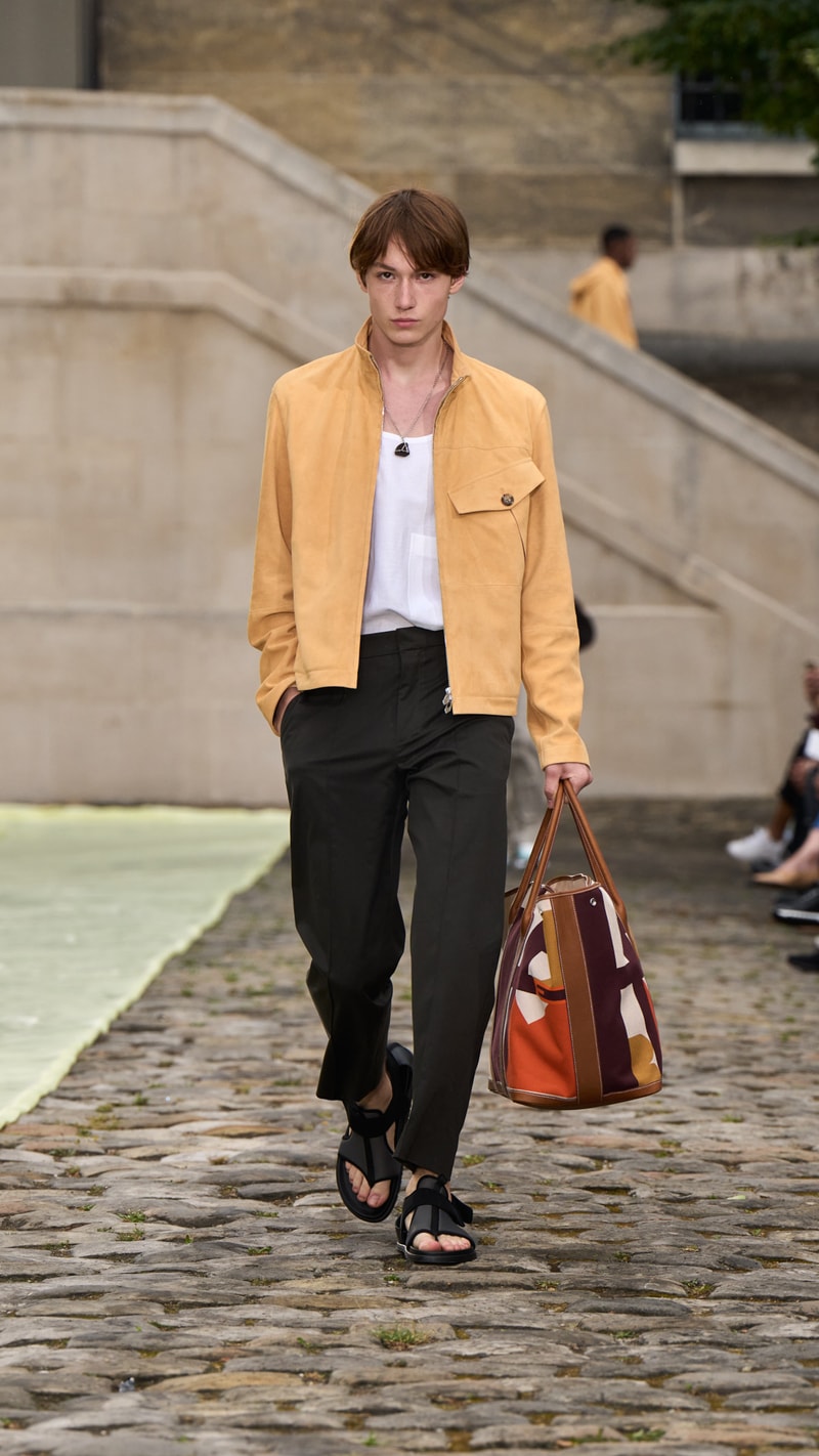 Hermès 正式发布 2023 春夏男装系列