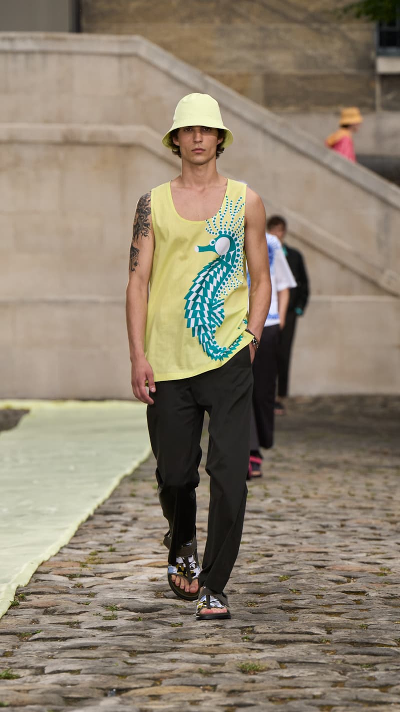 Hermès 正式发布 2023 春夏男装系列