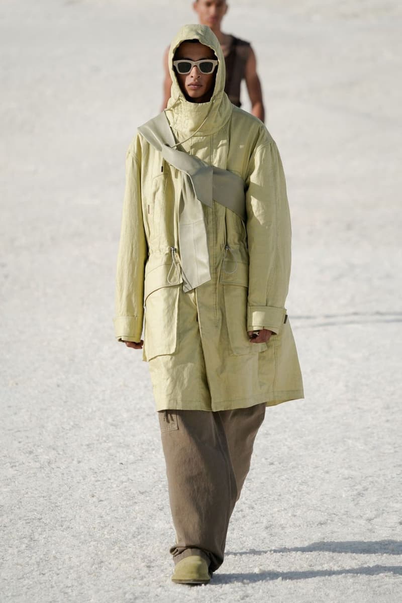 Jacquemus 正式发布 2022 秋冬系列大秀「LE PAPIER」