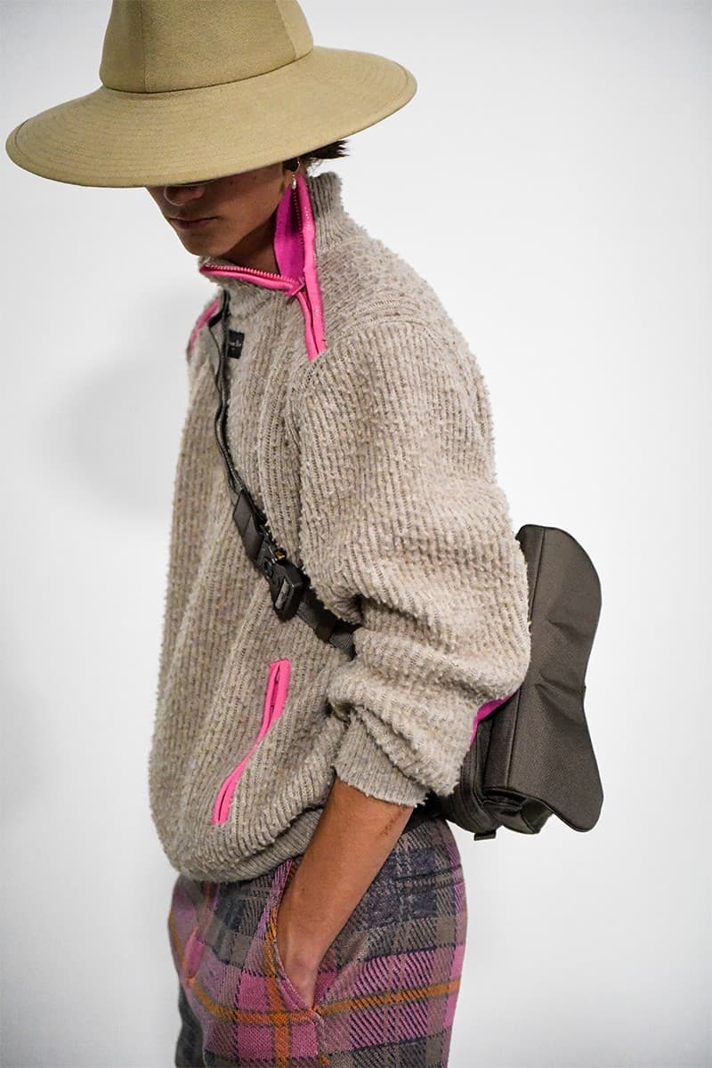 走进  Kim Jones 执掌 Dior 2023 夏季男装系列秀场后台