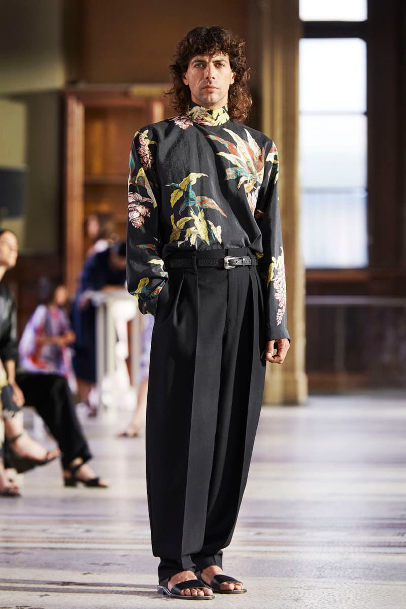 LEMAIRE 正式发布 2023 春夏系列