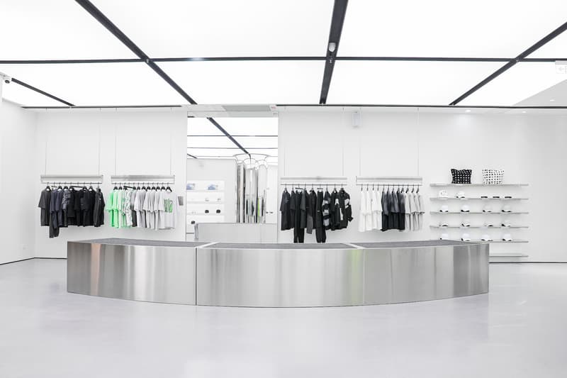 走进 TOFOURTH 全新杭州线下店