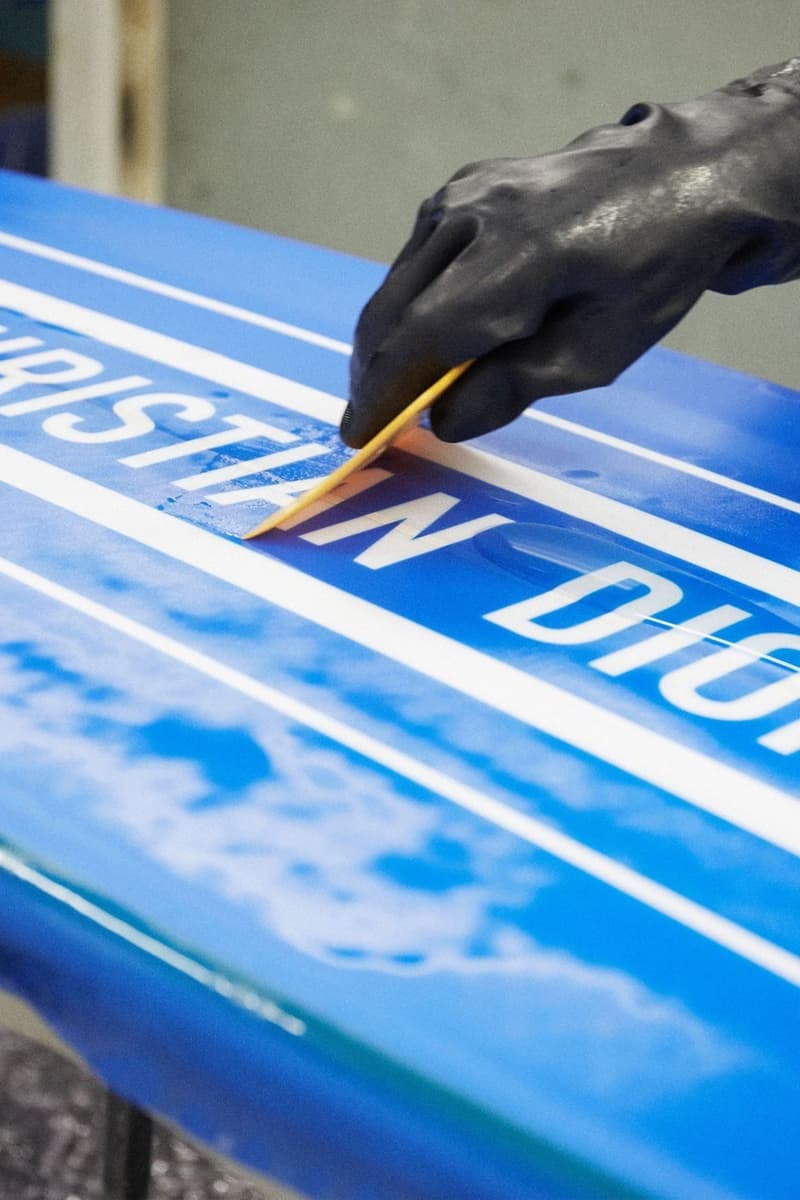 Dior Maison 正式推出全新手工衝浪板