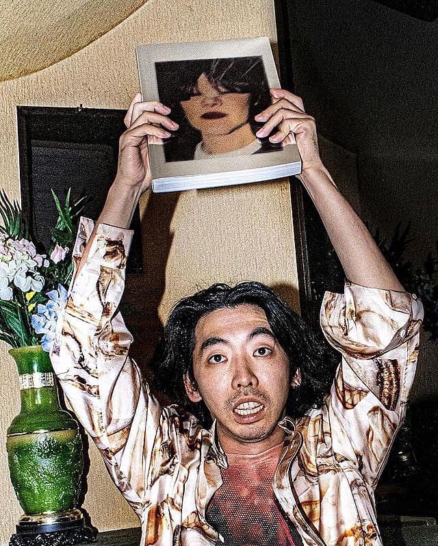 LOEWE 攜手日本知名選貨店鋪 GR8 打造最新形象特輯