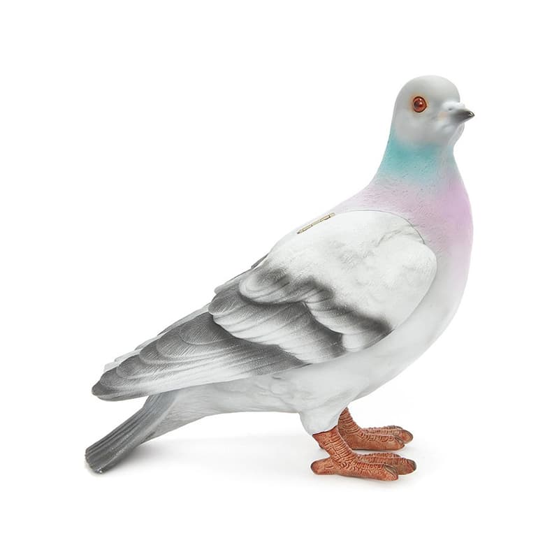 JW Anderson 推出要价 $890 美元的「鸽子手拿包」