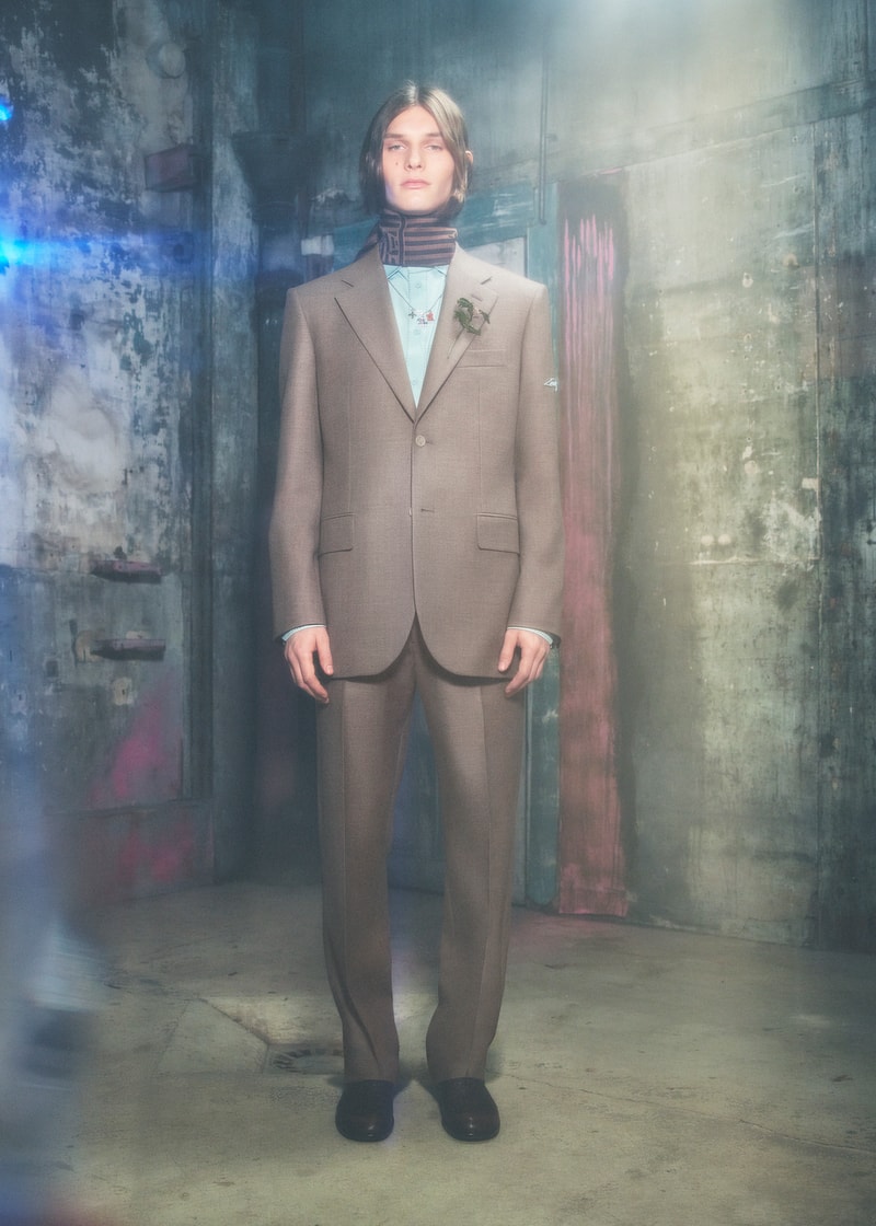 Louis Vuitton 发布 2023 早春男士系列「Fall in Love」