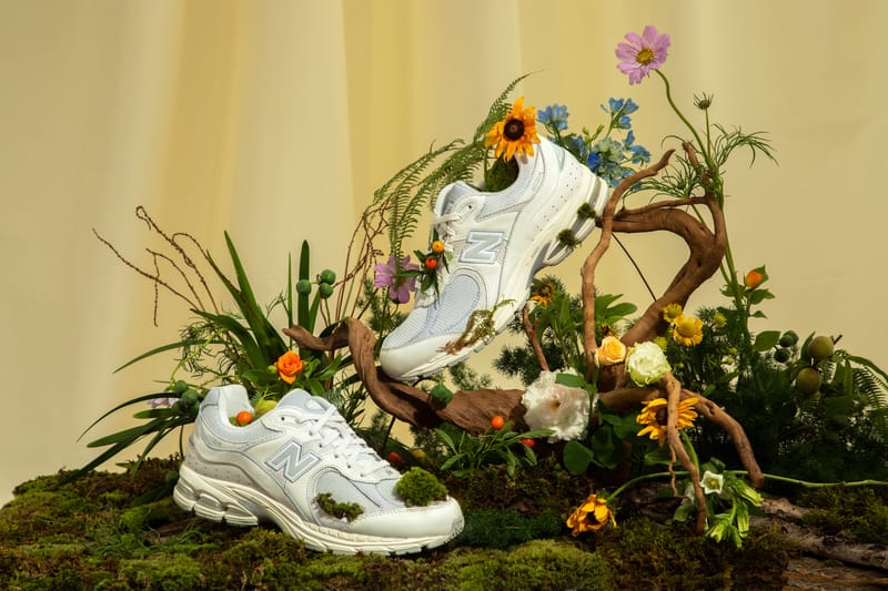 New Balance 2002R Distressed White 释出全新「新生计划」概念大片