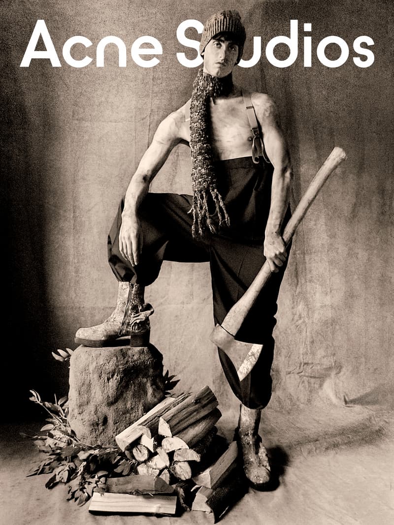 Acne Studios 发布全新 2022 秋冬男装系列广告大片