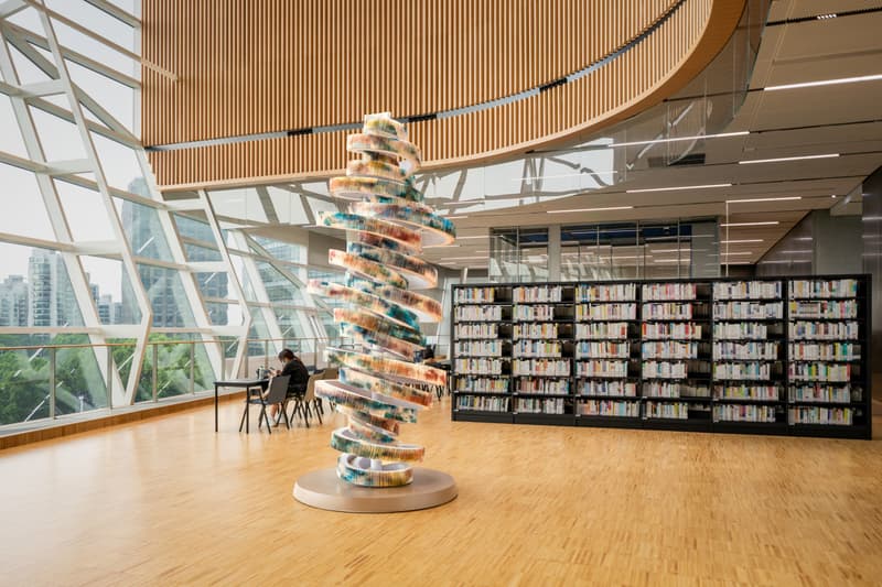 中国最大的图书馆上海图书馆东馆正式开放