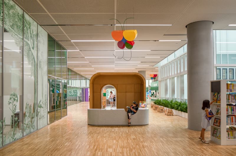 中国最大的图书馆上海图书馆东馆正式开放