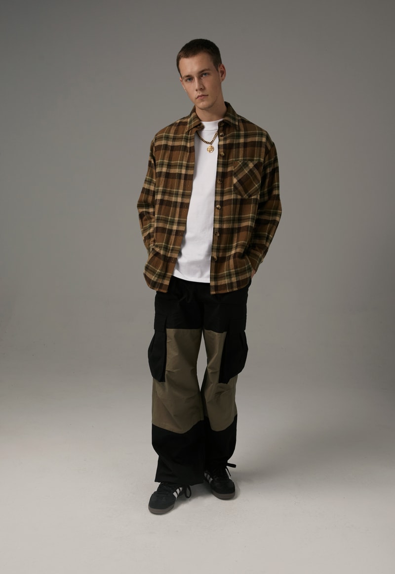 AHHH 正式发布 2022 秋冬系列 Lookbook