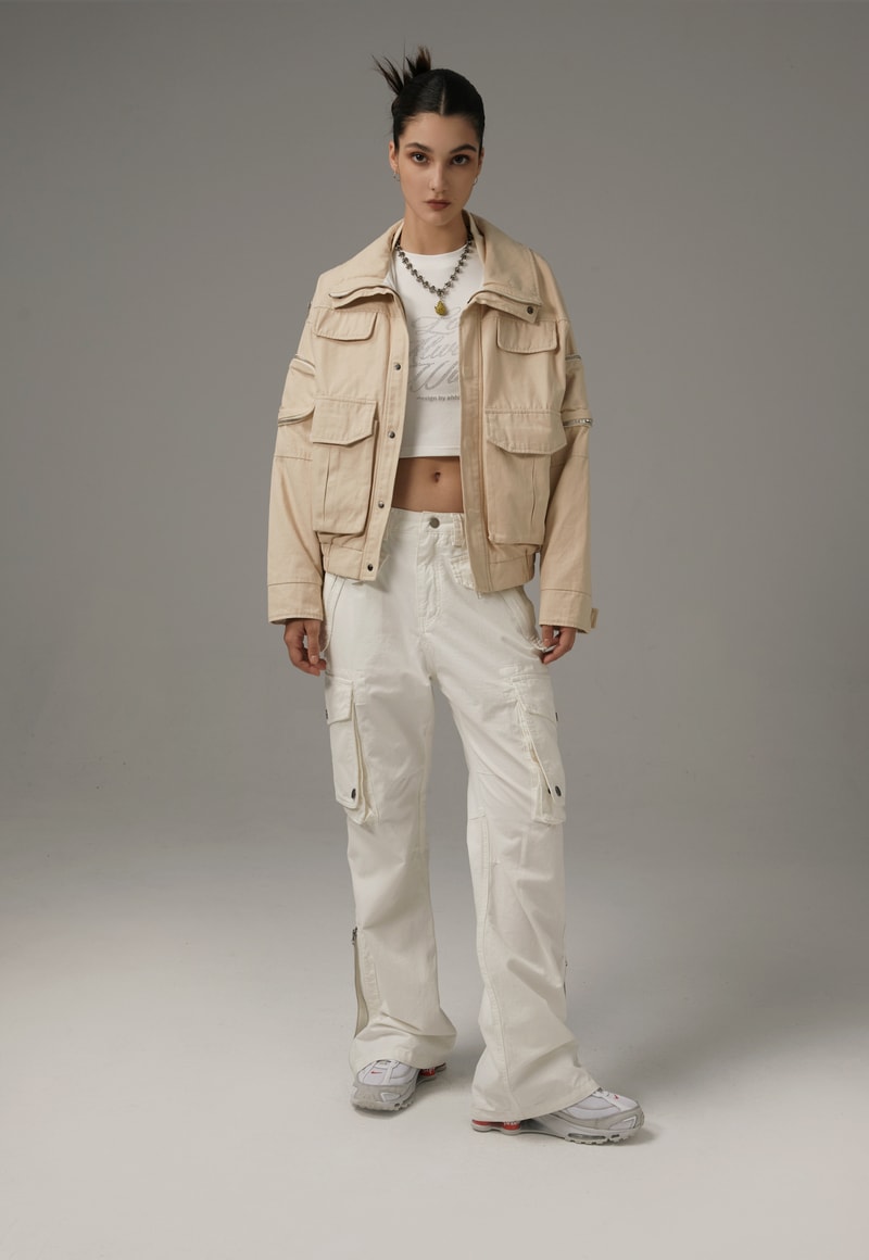 AHHH 正式发布 2022 秋冬系列 Lookbook