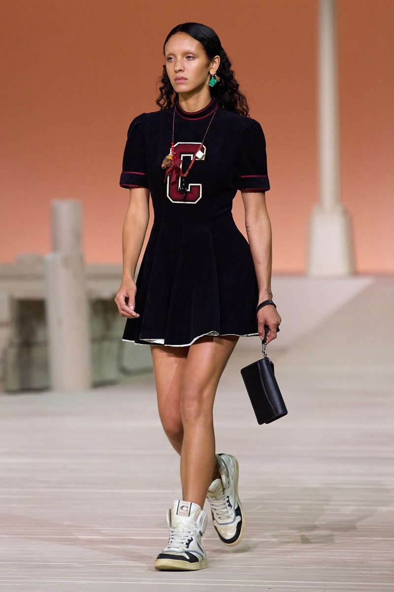 Coach 正式發佈 2023 春季系列大秀