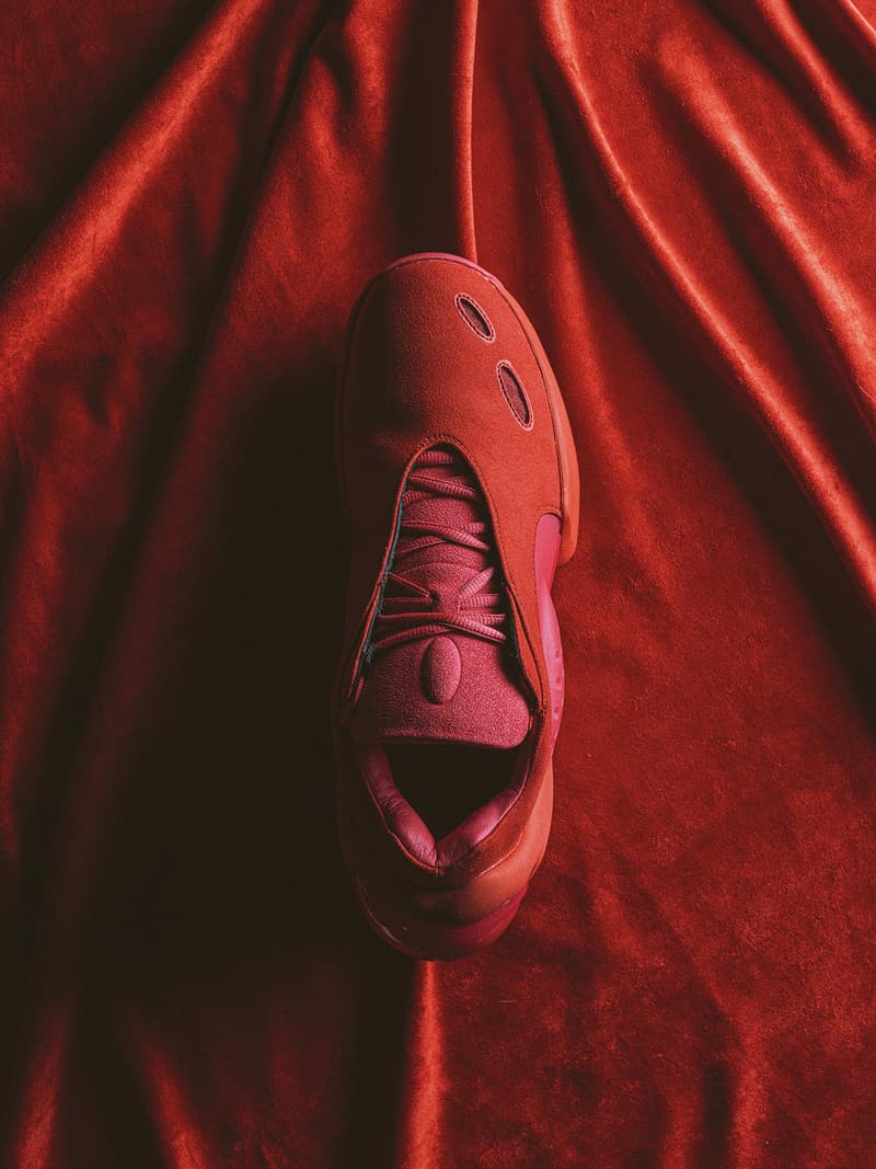 EQUALIZER ONE 释出全新「RED OR BLUE」配色系列