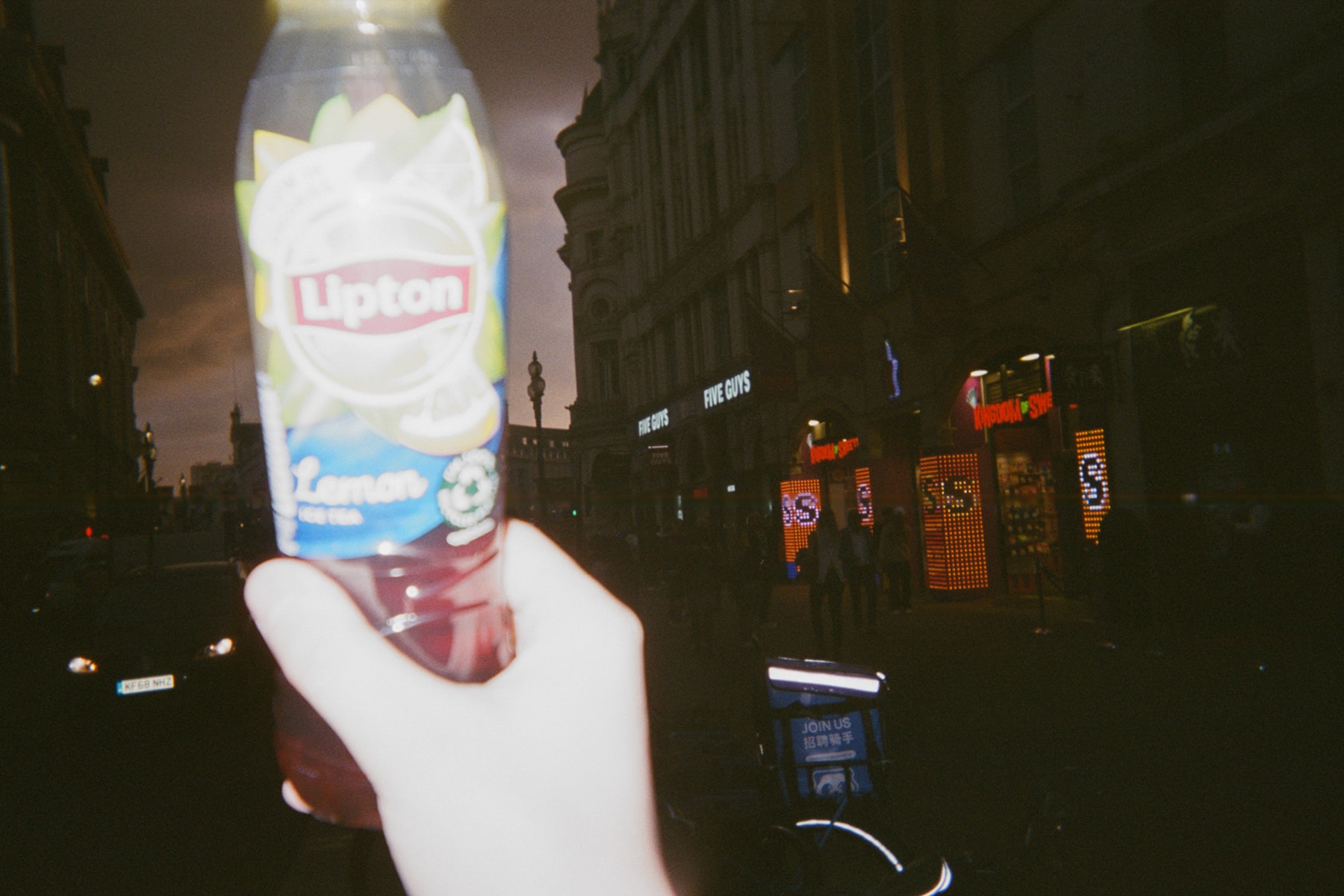 Manual Exposure: 音乐人 Chace 镜头下的 Creamfields 首演幕后与旅居生活