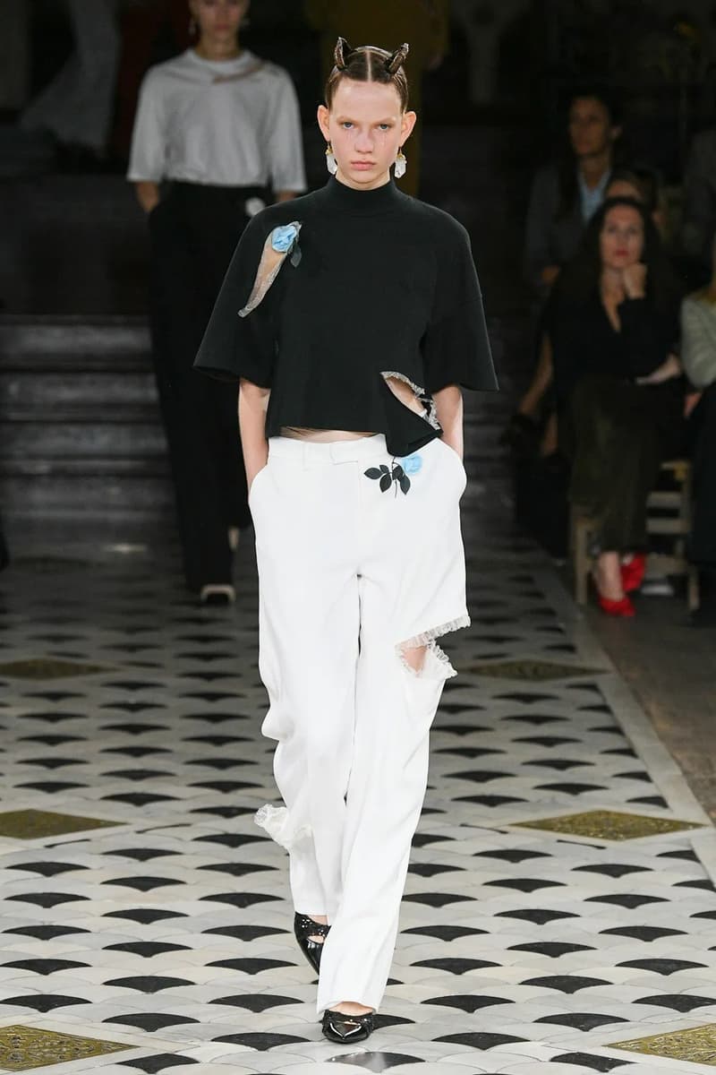 UNDERCOVER 2023 春夏系列大秀登場