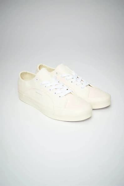 Vans 携手 Stockholm Surfboard Club 推出联名鞋款