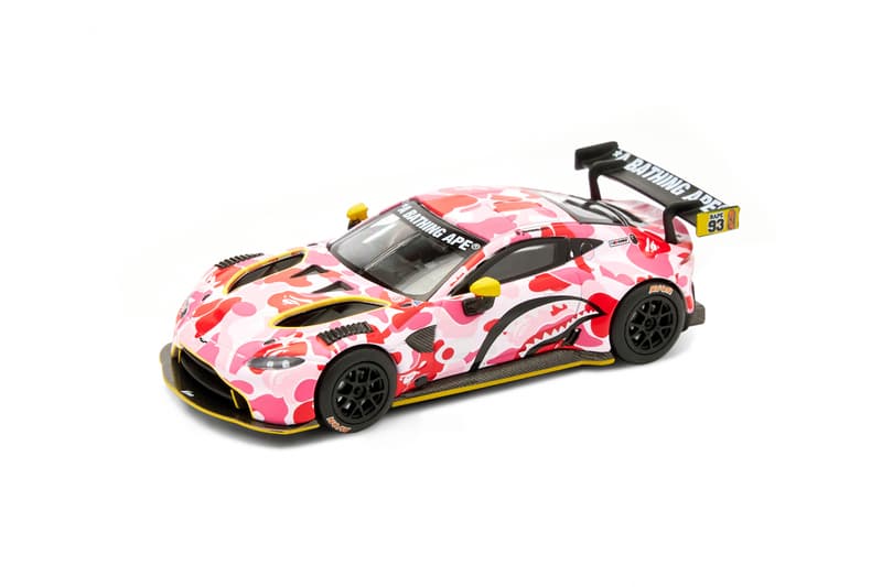 BAPE® x ASTON MARTIN GT3 联名模型车即将登场